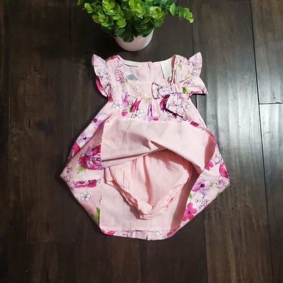 First impressions Dress - Picture 2 of 2